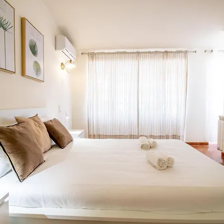 #78 Hillside House With Seaview And Exclusive Pool Semesterbostad