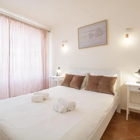 Semesterbostad #78 Hillside House With Seaview And Exclusive Pool Albufeira